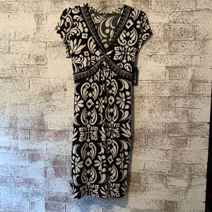 Called sleeve dress